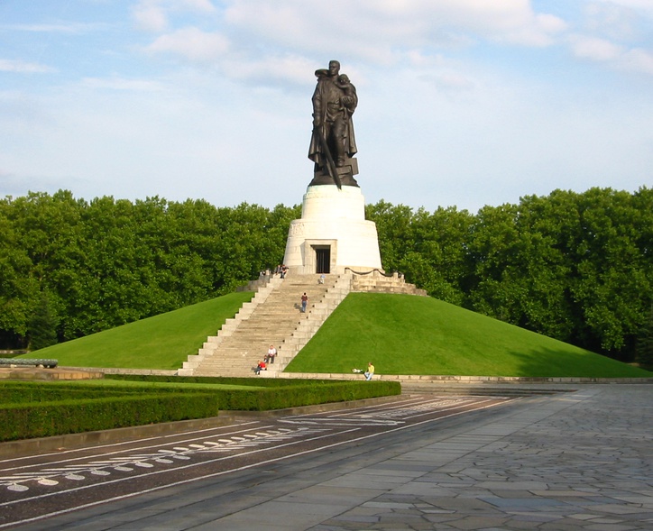 Памятник Воину - Освободителю