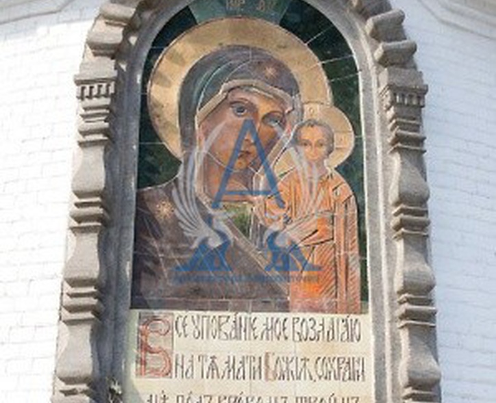 Реставрация икон на усыпальнице Каменских