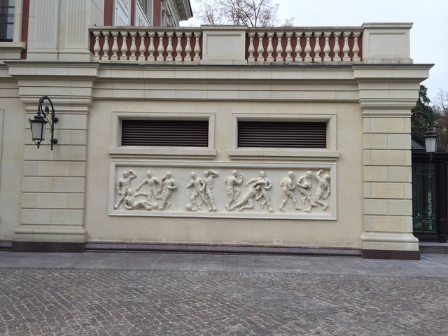 Декор фасада - панель из СФБ, вид спереди