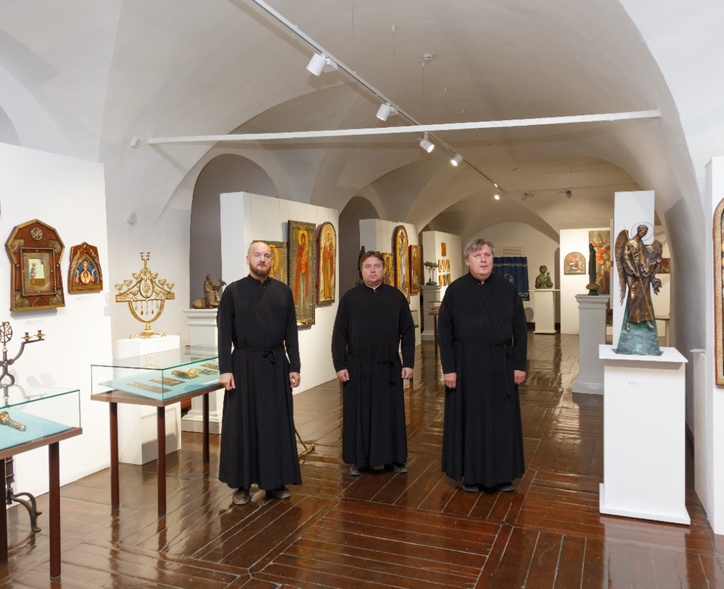 Выставка современного христианского искусства “Дом Господень” в Суздале