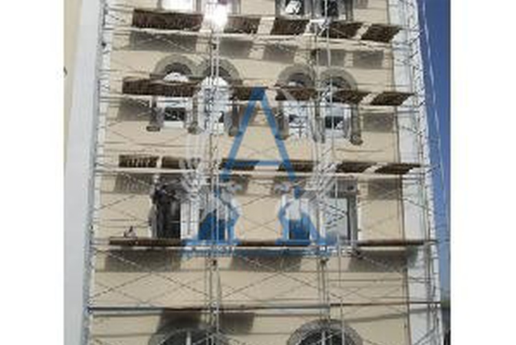 Завершение работ по монтажу декоративных элементов на фасад гостиницы в Саранске.