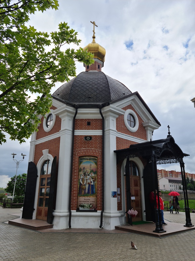 Декор фасада Серафимовского храма в Щелково, композитные материалы