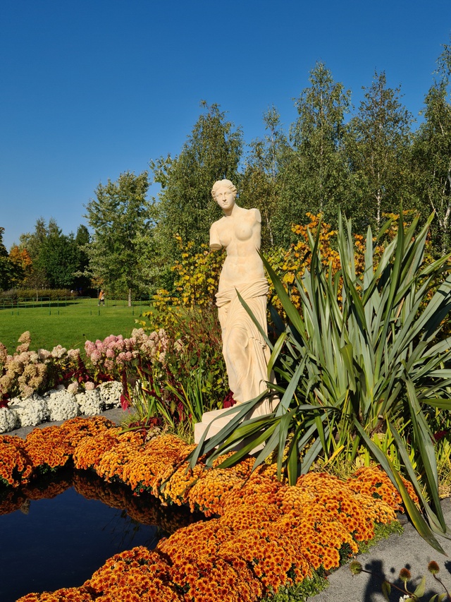 Скульптура Венеры из архбетона