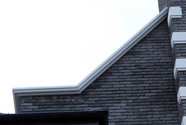 Карниз крыши фасада из стеклофибробетона
