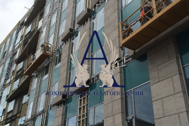 Монтаж архитектурного декора на фасад здания МЕДСИ
