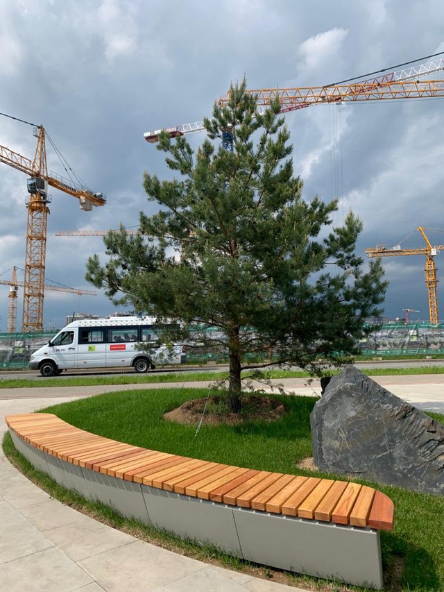 Технопарк Сколково, скамейка из архитектурного бетона