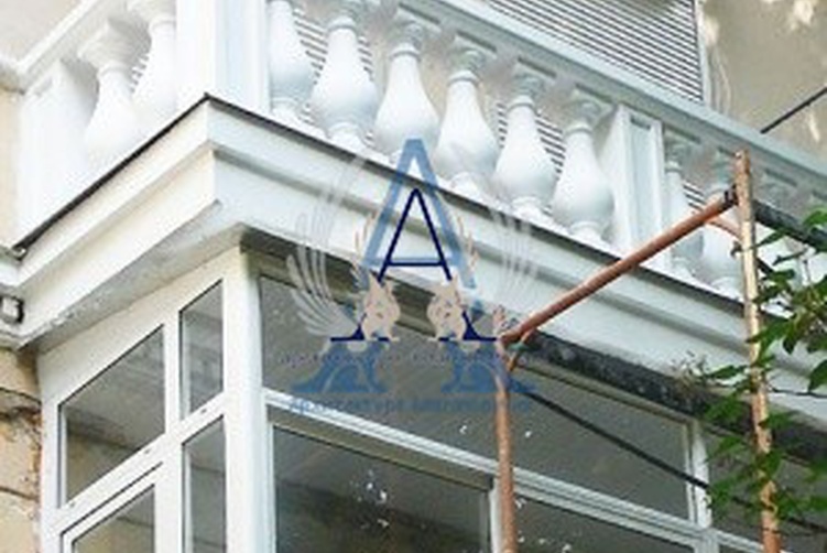 Реставрация декоративного ограждения балконов дома № 23 на улице Поварской